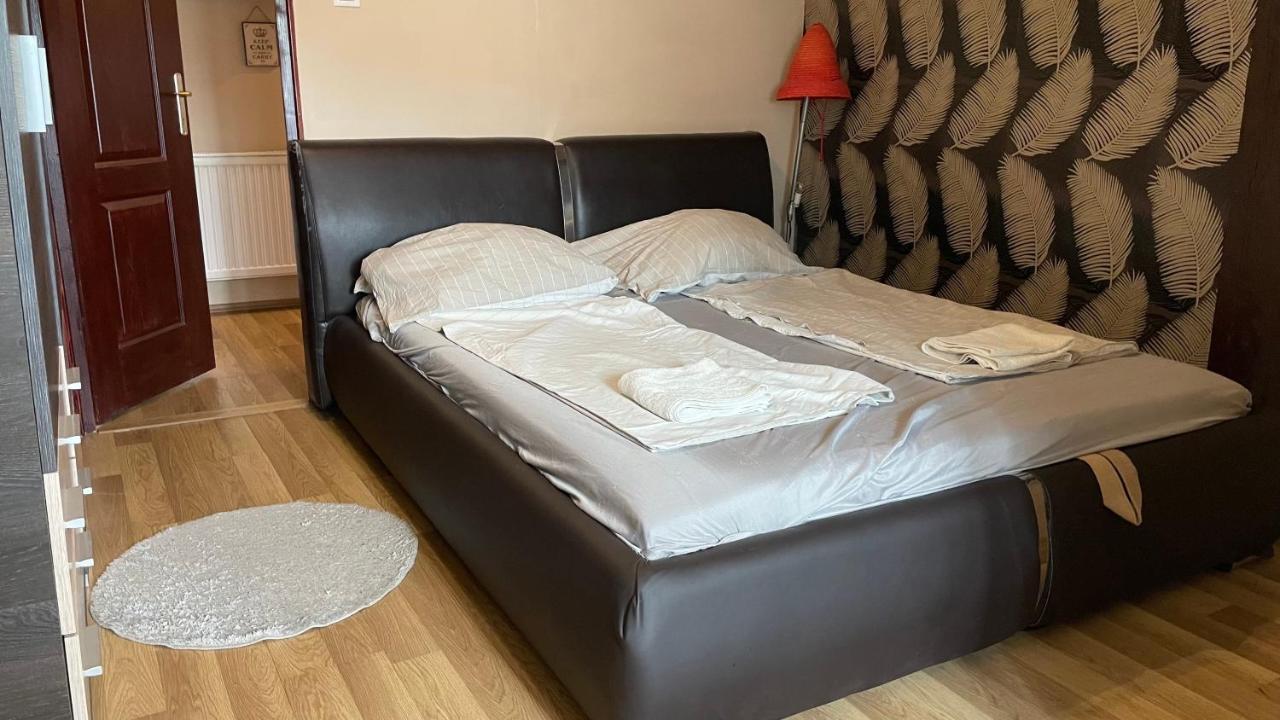 Bristol Apartment باجة المظهر الخارجي الصورة